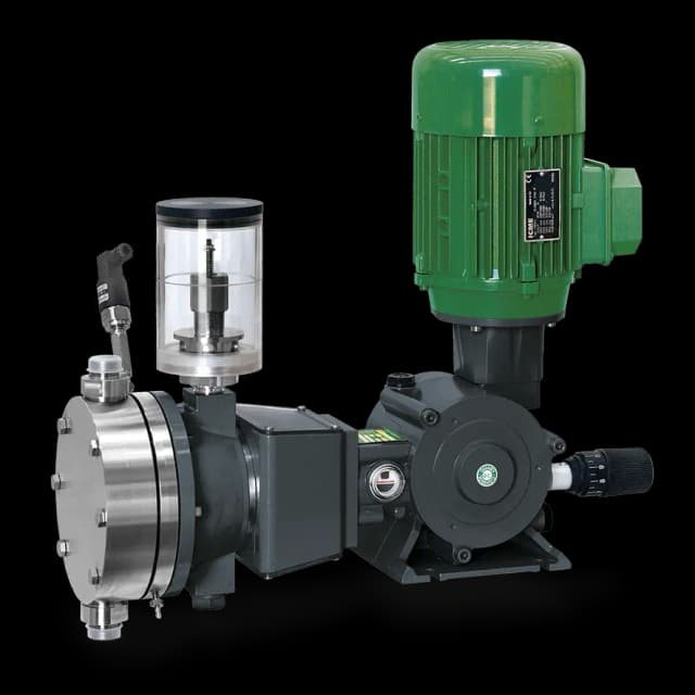 Мембранные дозирующие насосы серии SR, тип SD